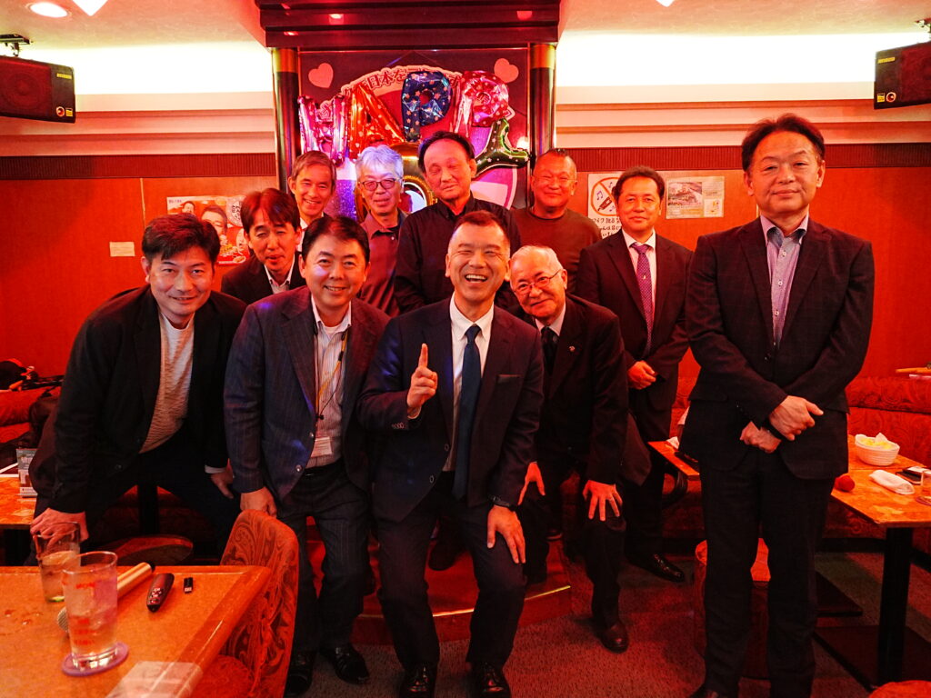 スナックヤノケイ集合写真