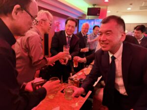 スナックヤノケイ乾杯