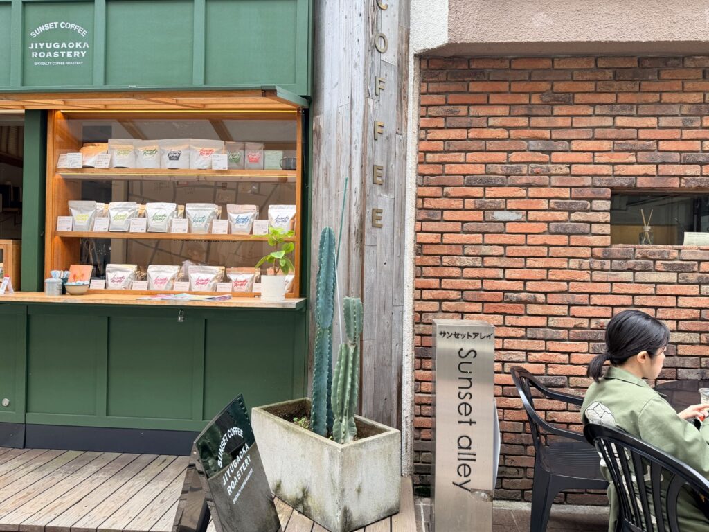 サンセットアレイの路上風景