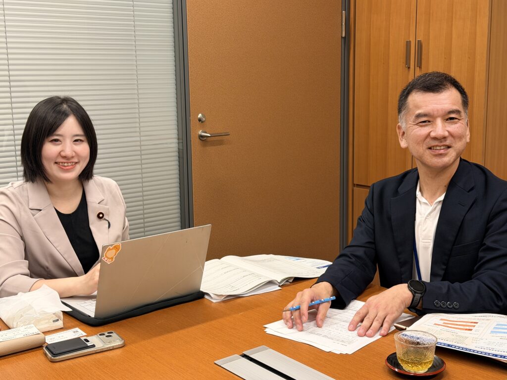 衆議院議員岩﨑ひな氏とプロ人材機構代表取締役社長高橋啓